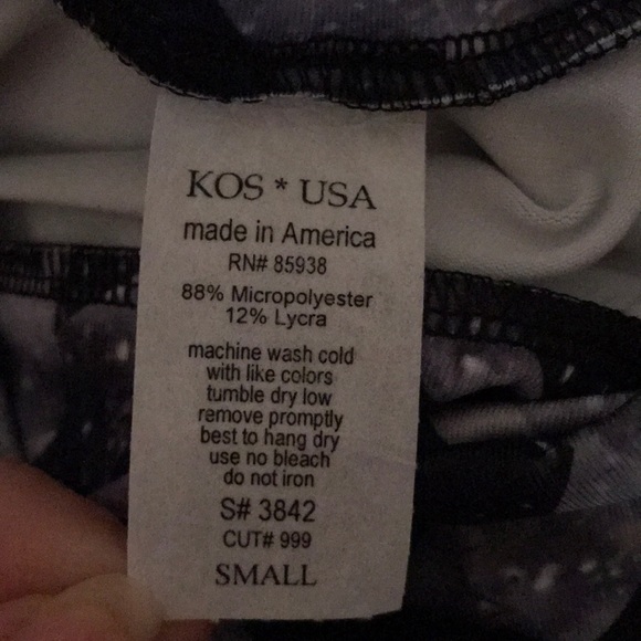 Workout Capris - Picture 2 of 2